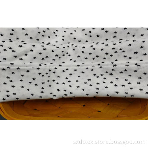 Kain Shirting Pola Bintang Viscose Challis Berkelanjutan